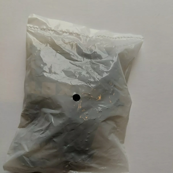 Roblox Celebrity Series 8 WhoToTrus Includes Virtual code feathered felt fedora - Picture 3 of 3